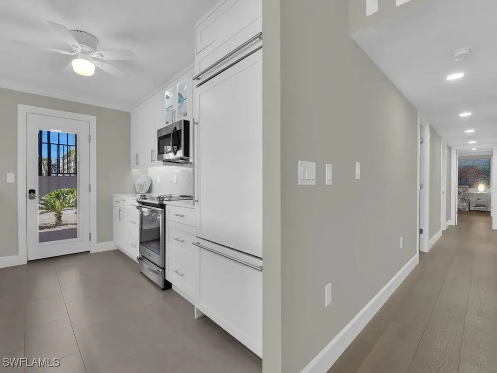 222 Harbour Drive Naples FL 34103