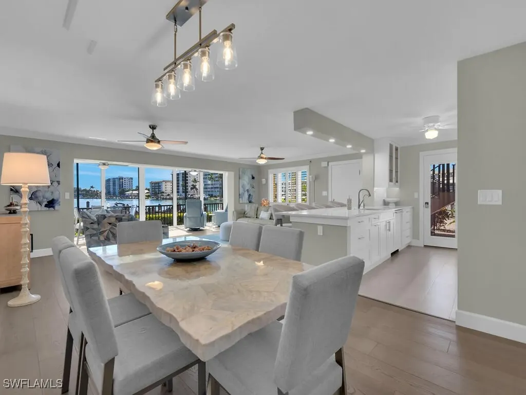 222 Harbour Drive Naples FL 34103