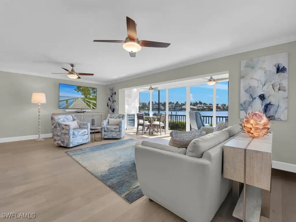 222 Harbour Drive Naples FL 34103