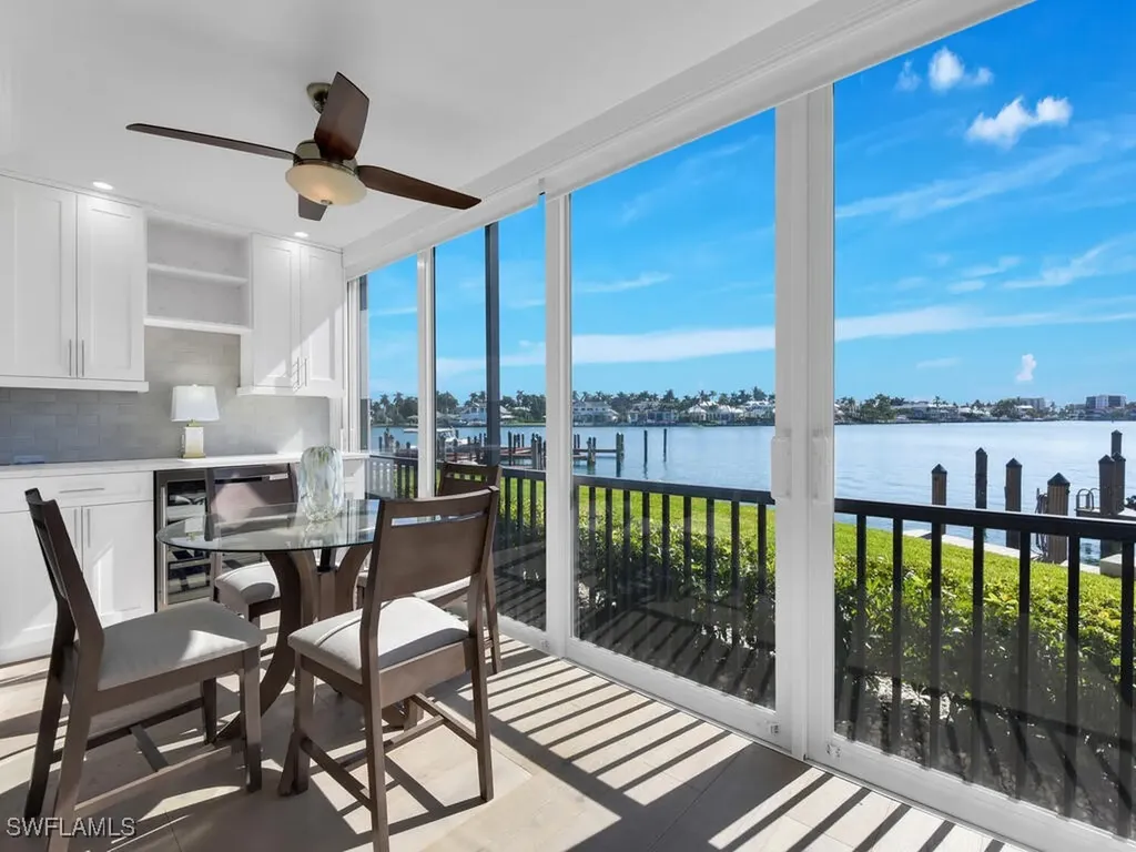 222 Harbour Drive Naples FL 34103