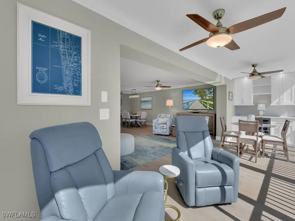 222 Harbour Drive Naples FL 34103