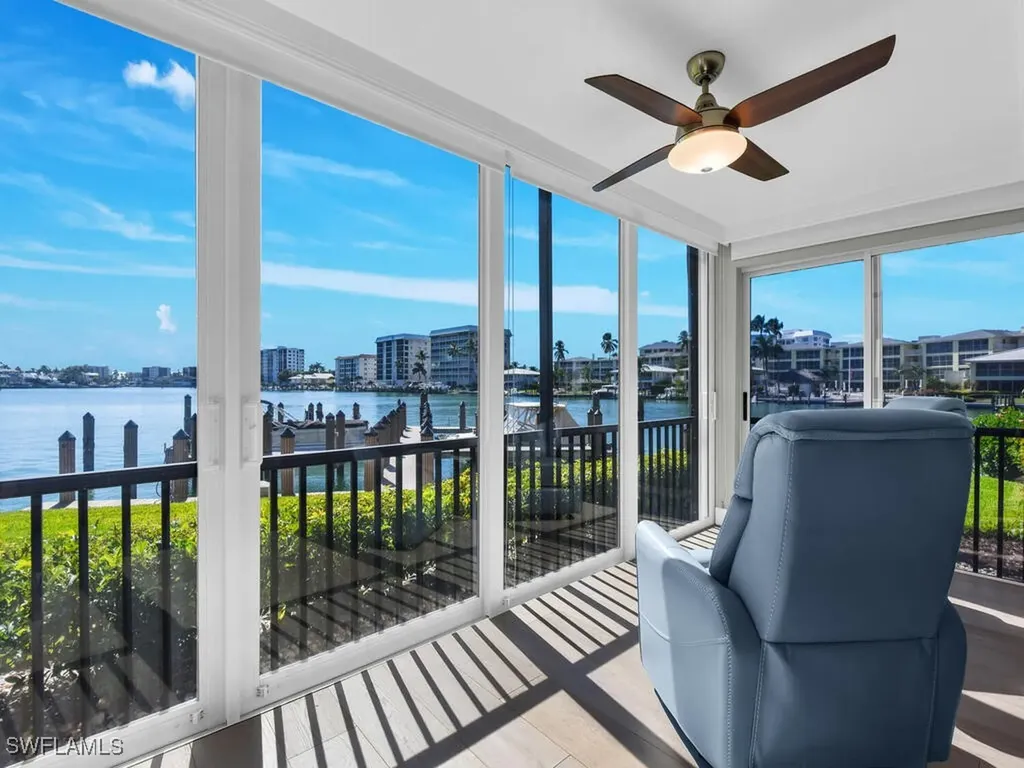 222 Harbour Drive Naples FL 34103
