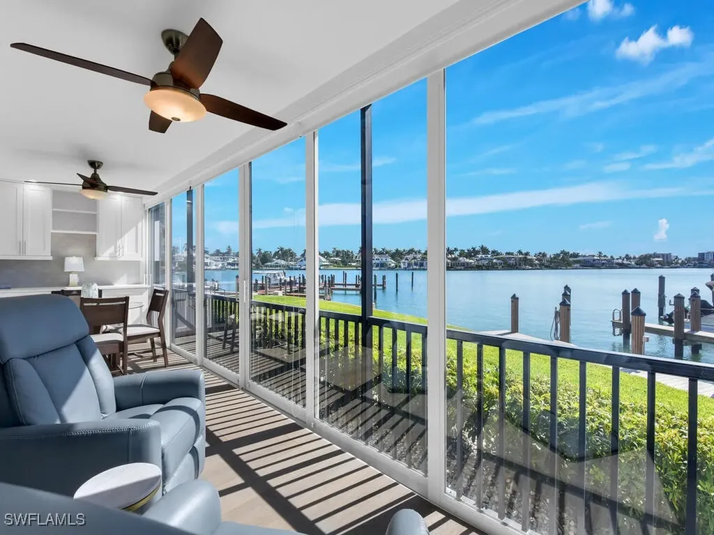 222 Harbour Drive Naples FL 34103