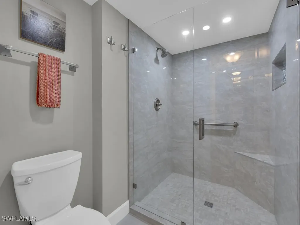 222 Harbour Drive Naples FL 34103