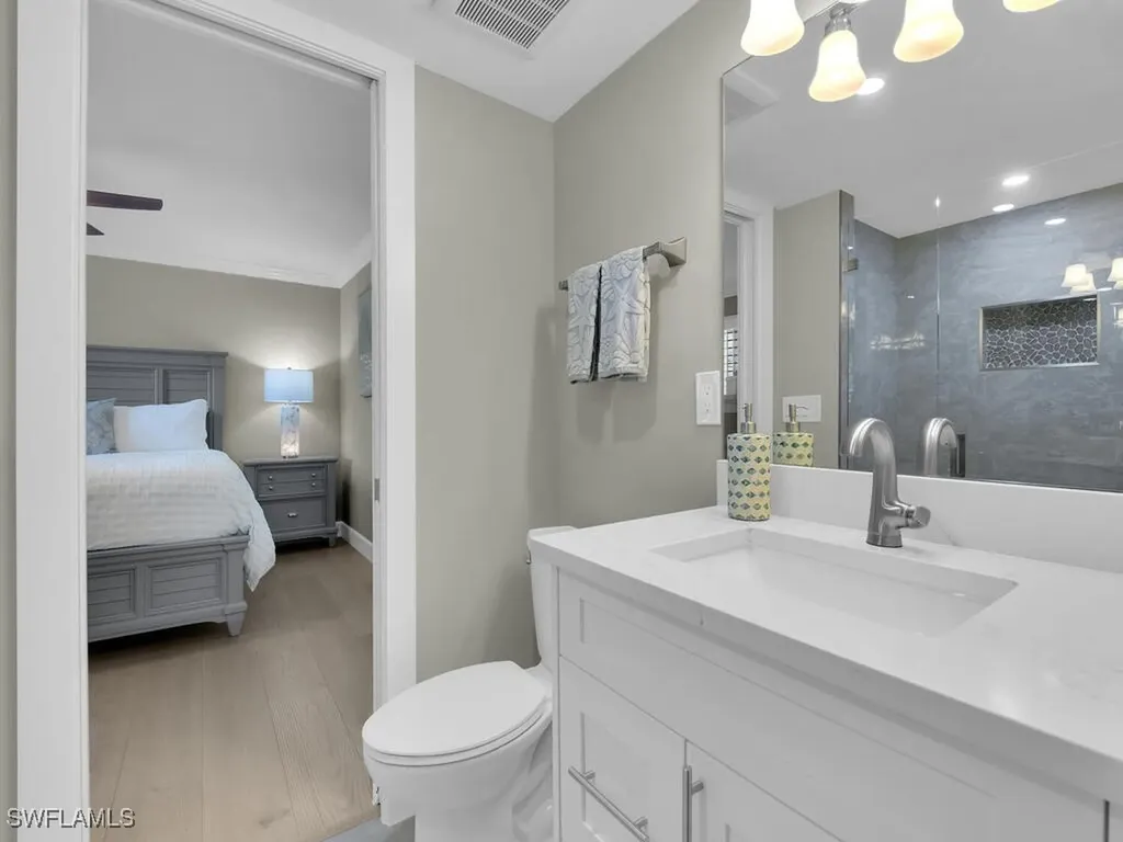 222 Harbour Drive Naples FL 34103