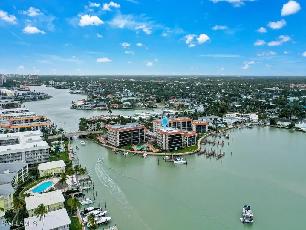 222 Harbour Drive Naples FL 34103