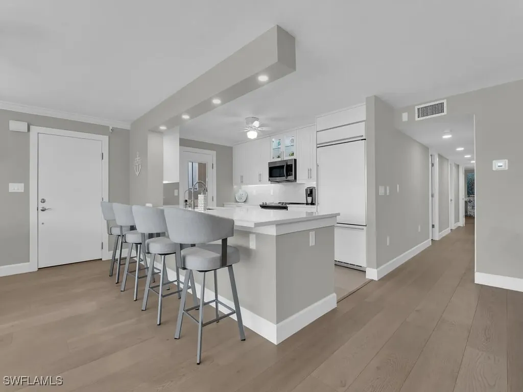 222 Harbour Drive Naples FL 34103