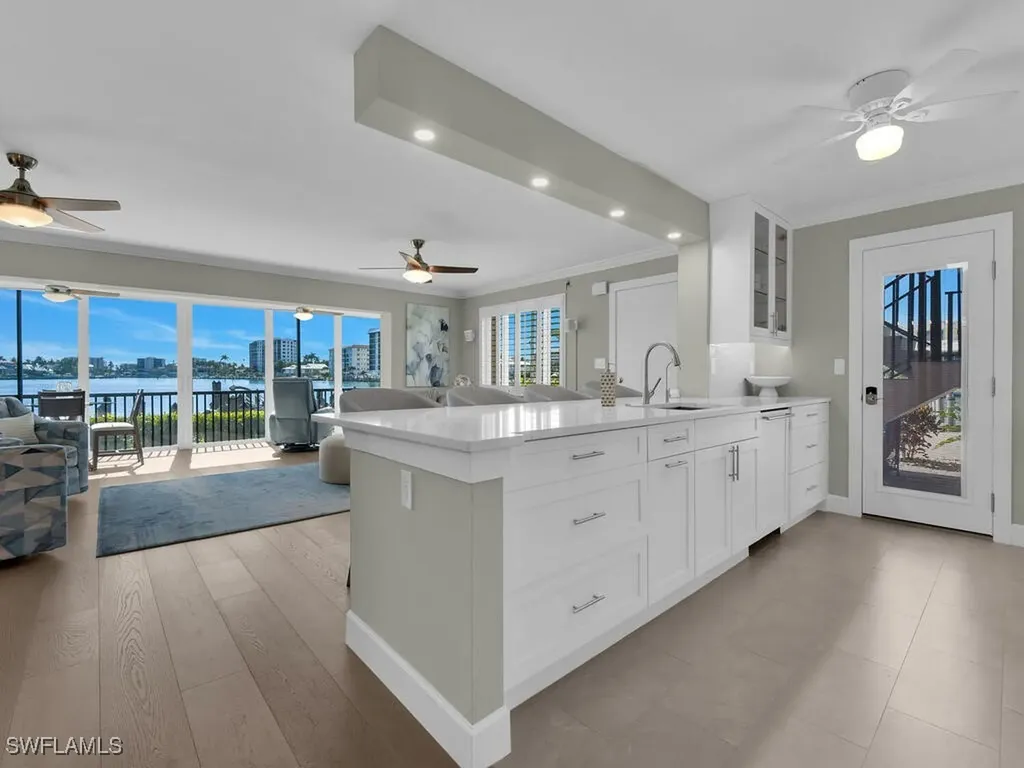 222 Harbour Drive Naples FL 34103