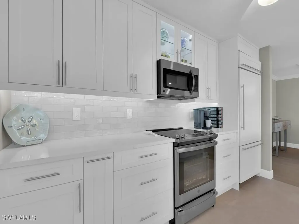 222 Harbour Drive Naples FL 34103