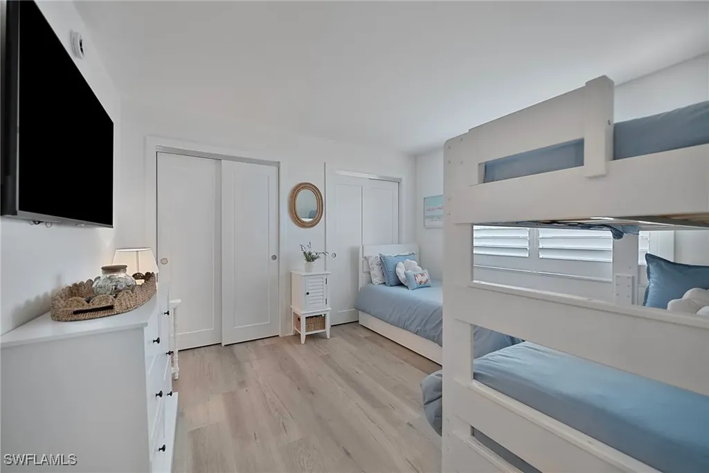 1950 Gulf Shore Boulevard N Naples FL 34102