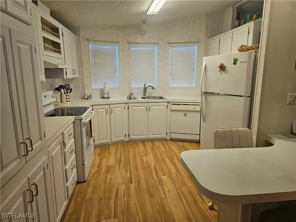 38 Turquoise Avenue Naples FL 34114