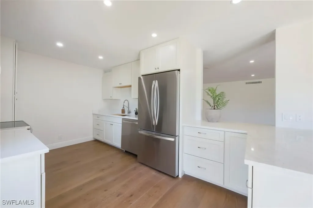 104 Clubhouse Drive Naples FL 34105