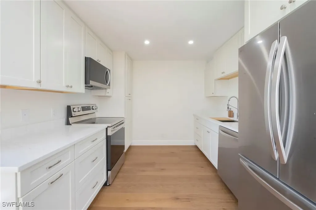 104 Clubhouse Drive Naples FL 34105