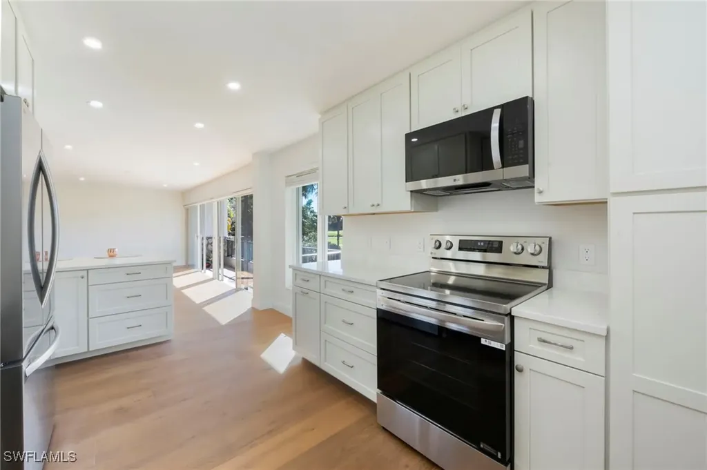 104 Clubhouse Drive Naples FL 34105