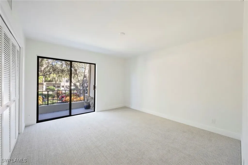 104 Clubhouse Drive Naples FL 34105