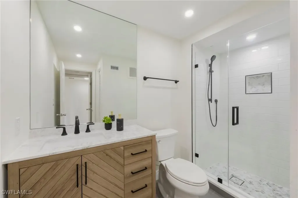 104 Clubhouse Drive Naples FL 34105