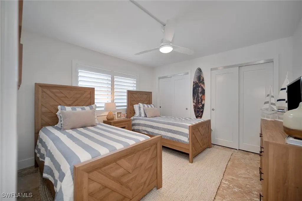 1950 Gulf Shore Boulevard N Naples FL 34102