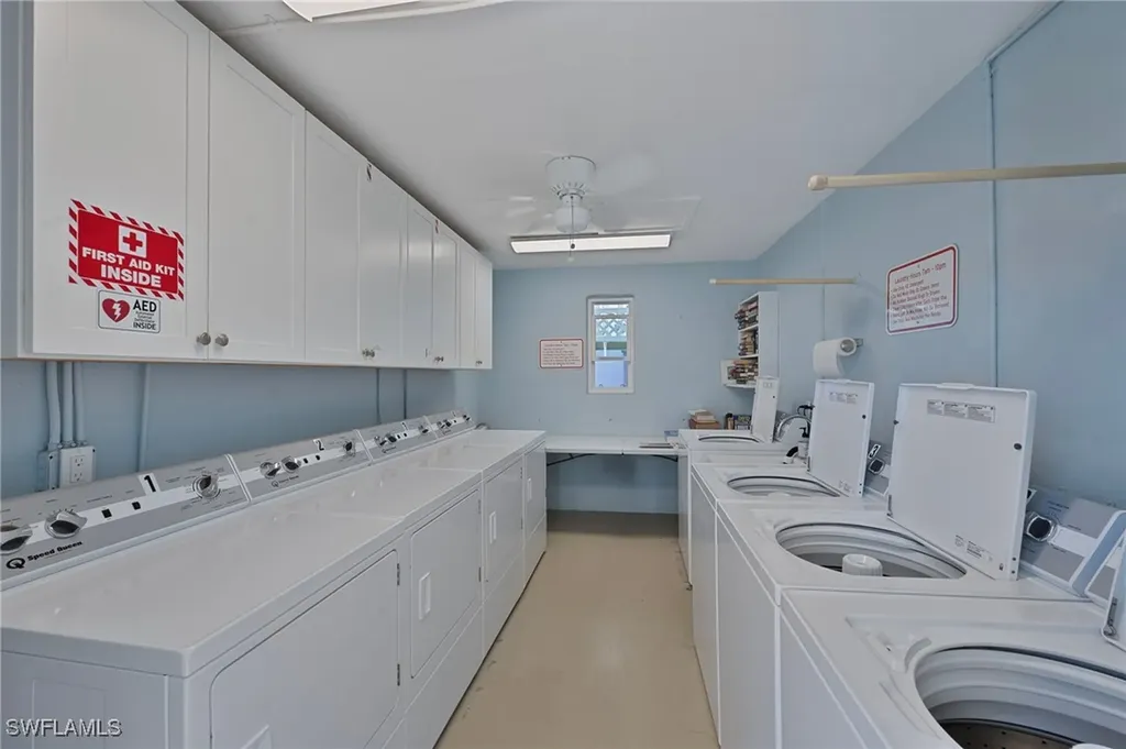 1950 Gulf Shore Boulevard N Naples FL 34102