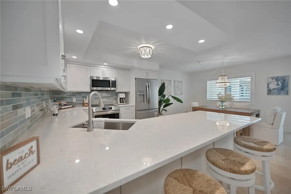 1950 Gulf Shore Boulevard N Naples FL 34102