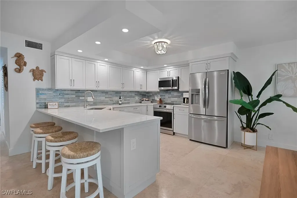 1950 Gulf Shore Boulevard N Naples FL 34102