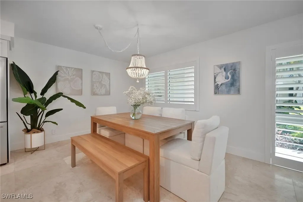 1950 Gulf Shore Boulevard N Naples FL 34102