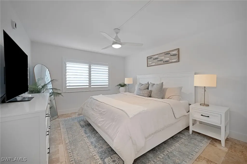 1950 Gulf Shore Boulevard N Naples FL 34102