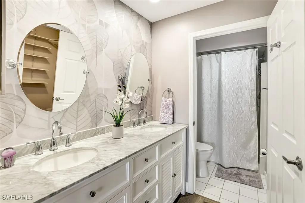 648 Mardel Court Naples FL 34104