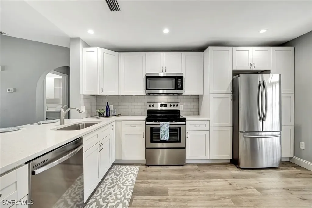 648 Mardel Court Naples FL 34104