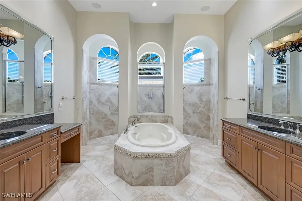 6029 Tarpon Estates Court Cape Coral FL 33914