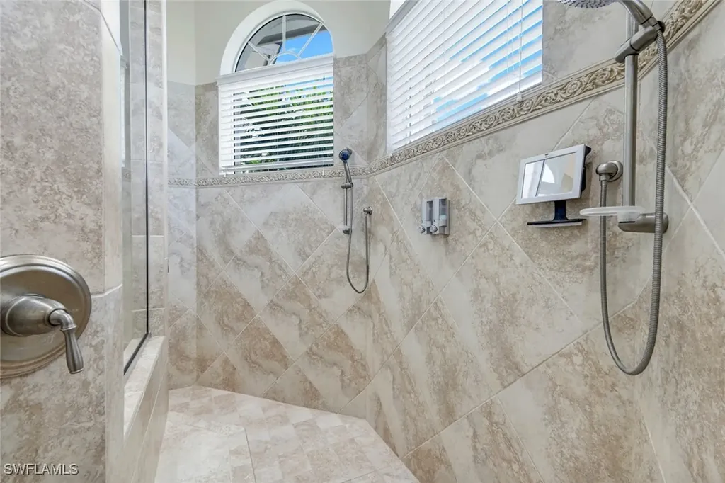 6029 Tarpon Estates Court Cape Coral FL 33914