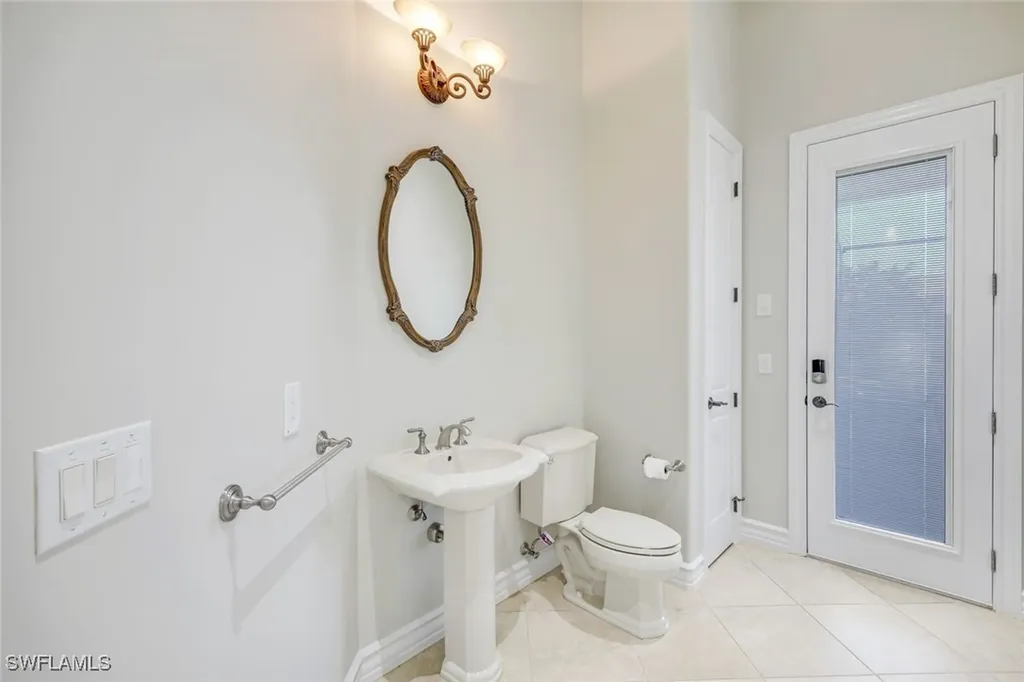 6029 Tarpon Estates Court Cape Coral FL 33914