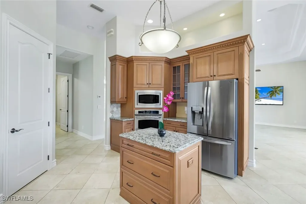 6029 Tarpon Estates Court Cape Coral FL 33914