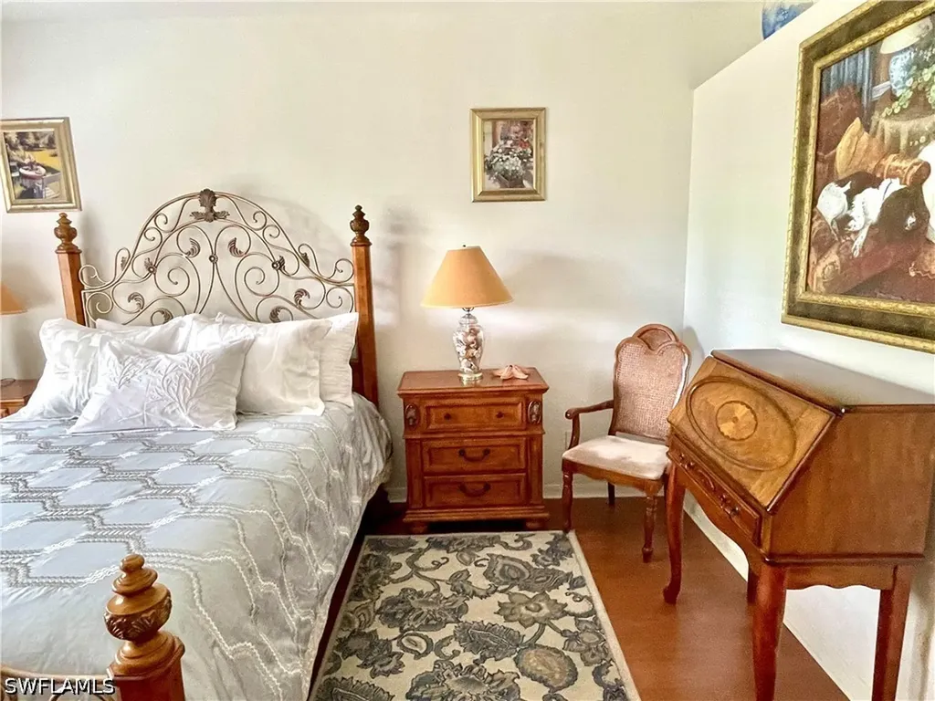 685 Windsor Square Naples FL 34104