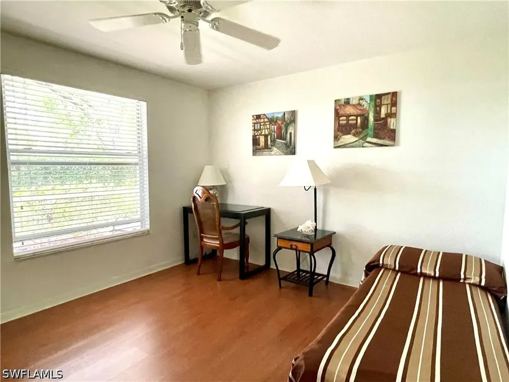 685 Windsor Square Naples FL 34104