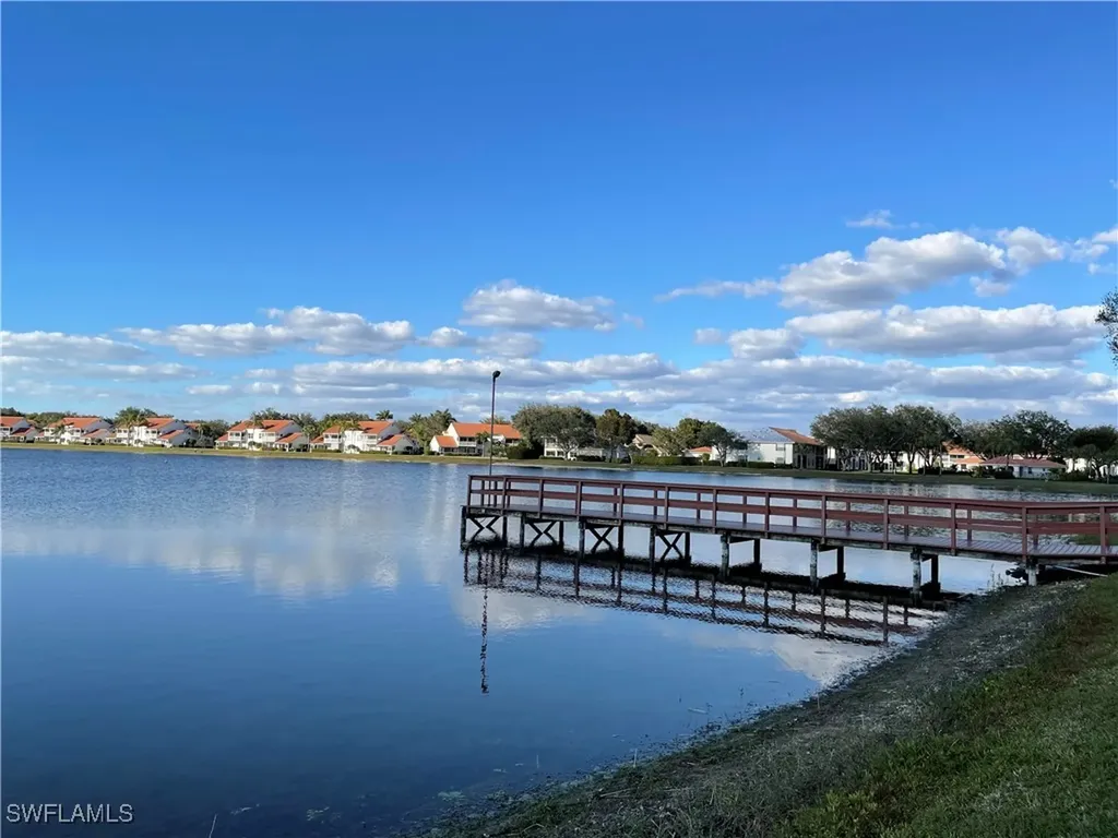 685 Windsor Square Naples FL 34104