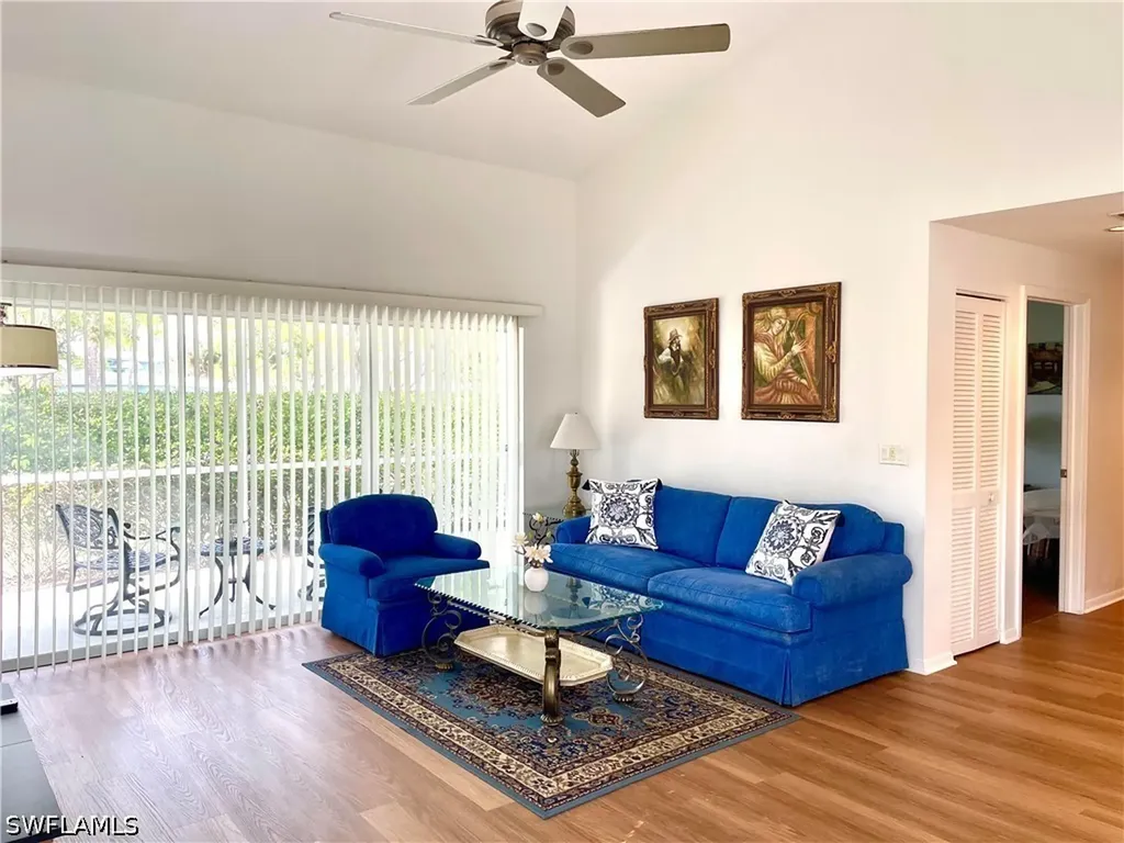 685 Windsor Square Naples FL 34104