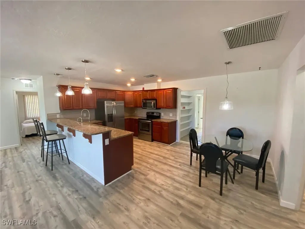22 Constitution Drive Naples FL 34112