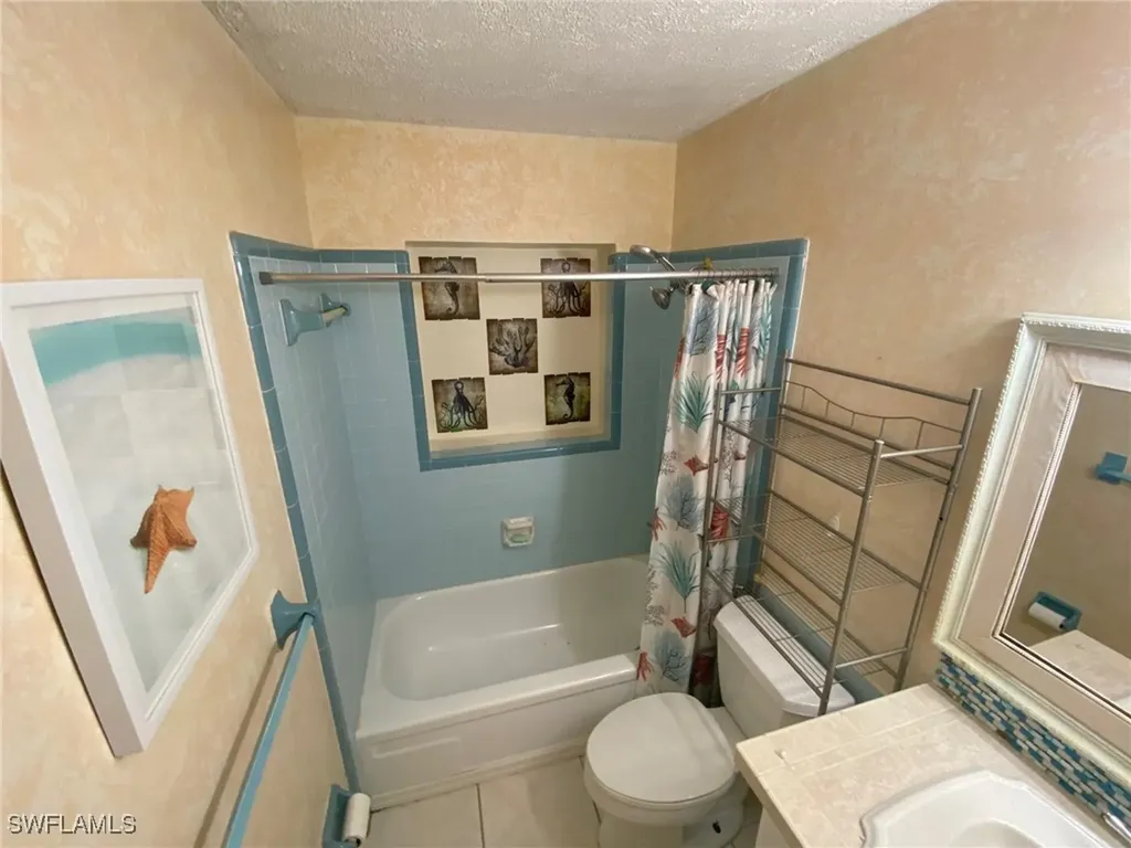 22 Constitution Drive Naples FL 34112