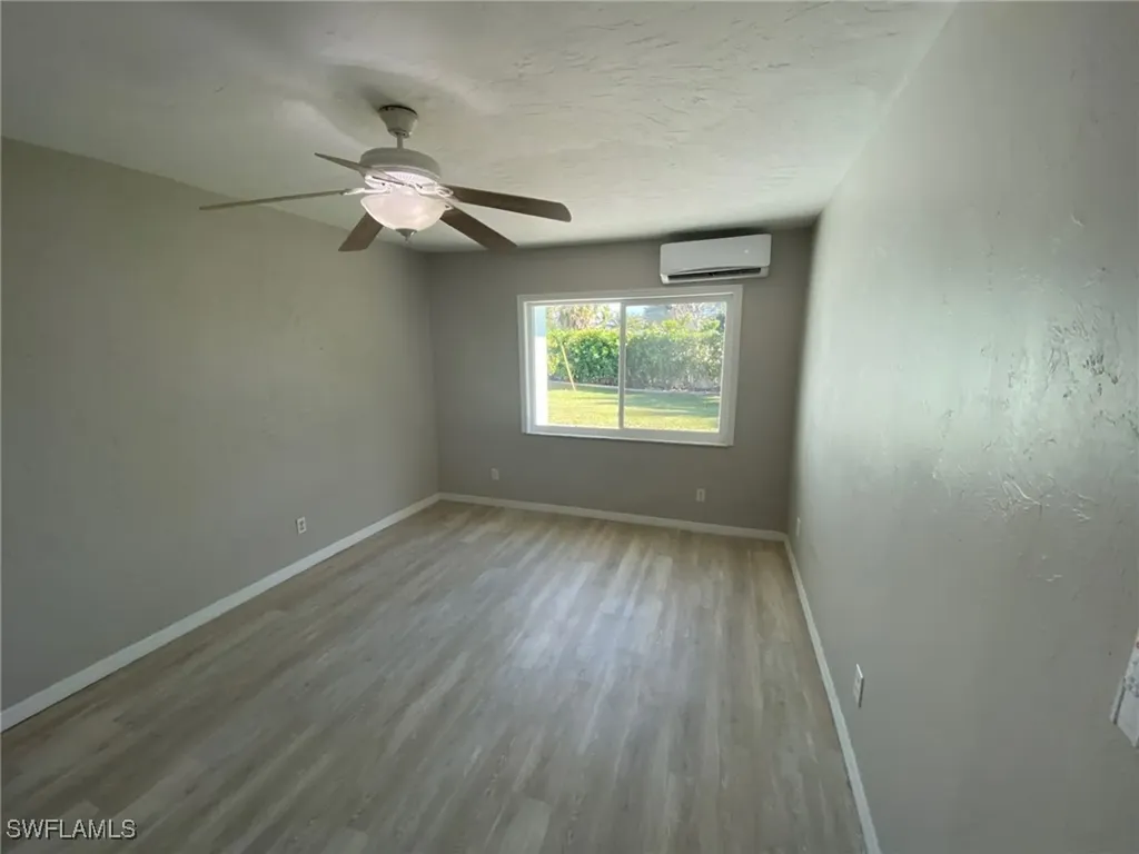 22 Constitution Drive Naples FL 34112