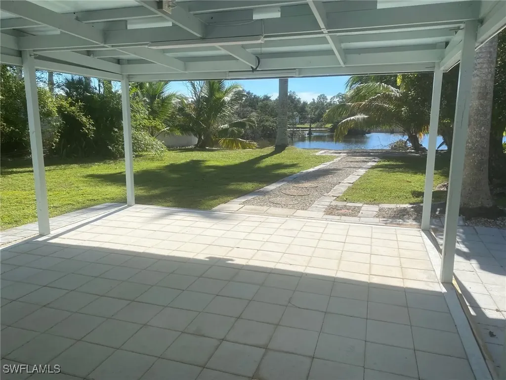 22 Constitution Drive Naples FL 34112