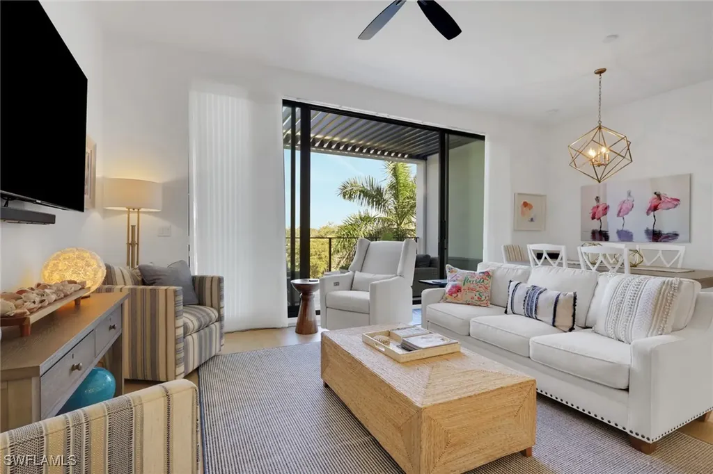 850 Central Naples FL 34102