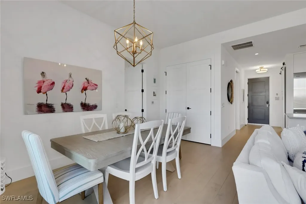 850 Central Naples FL 34102