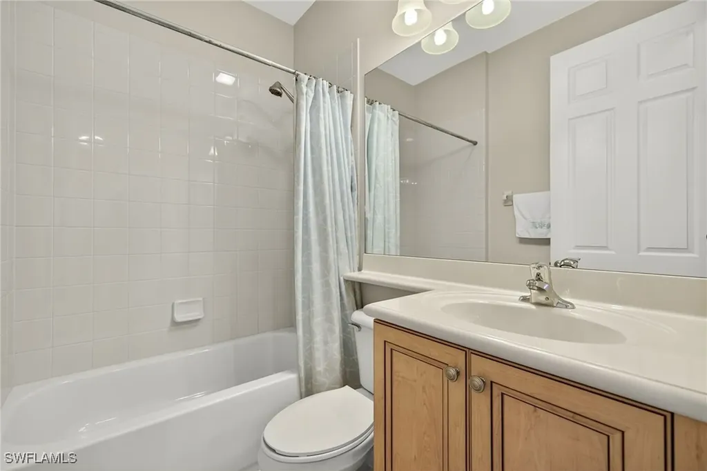 6540 Monterey Point Naples FL 34105