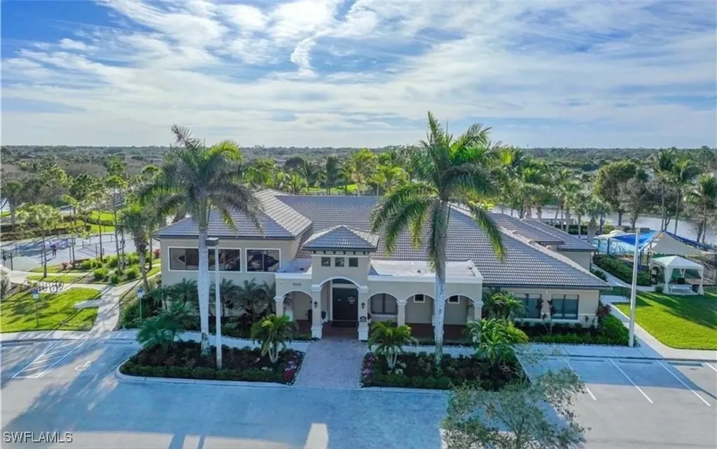 6540 Monterey Point Naples FL 34105