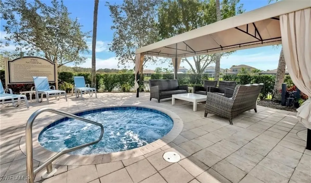 6540 Monterey Point Naples FL 34105