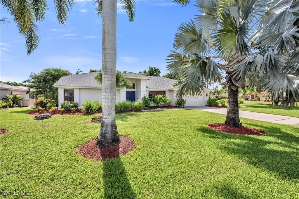 28200 Winthrop Circle Bonita Springs FL 34134