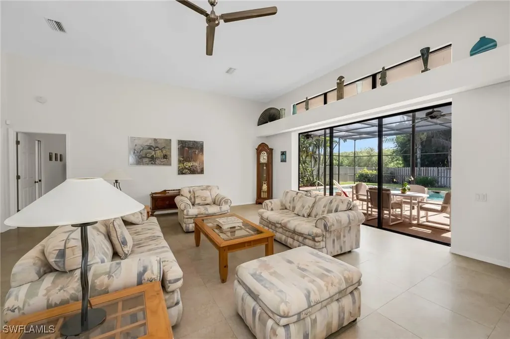 28200 Winthrop Circle Bonita Springs FL 34134