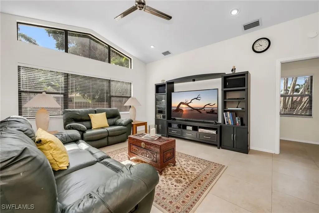 28200 Winthrop Circle Bonita Springs FL 34134