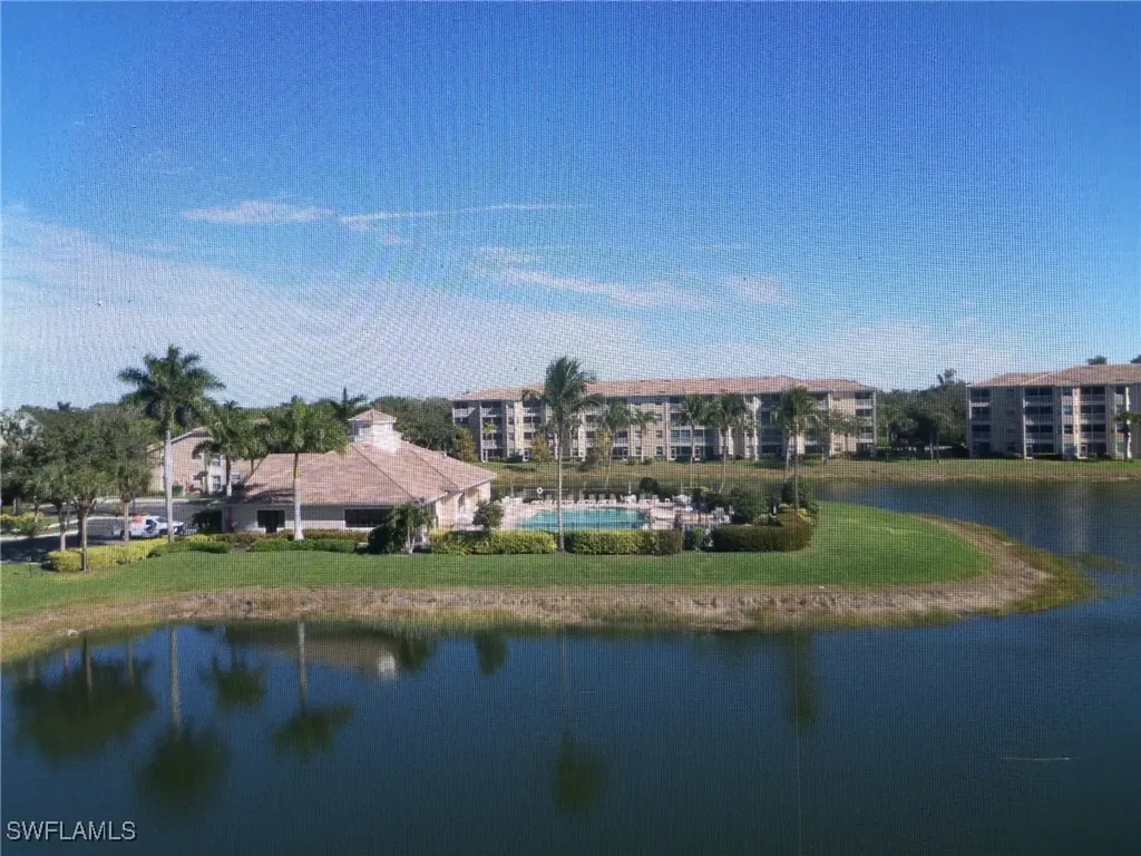 8490 Kingbird Loop Estero FL 33967