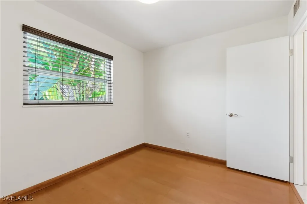 1235 Rordon Avenue Naples FL 34103